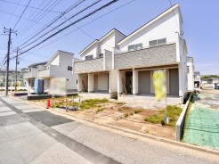 現況;建築中