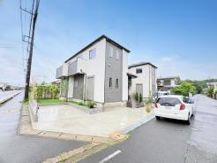 残りB号棟!
お気軽にお問い合わせください!