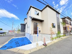 A号棟
完成済みなので即日ご案内可能です!
お気軽にお問い合わせください!