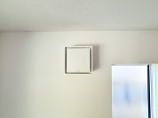 【壁掛け熱交換気扇】