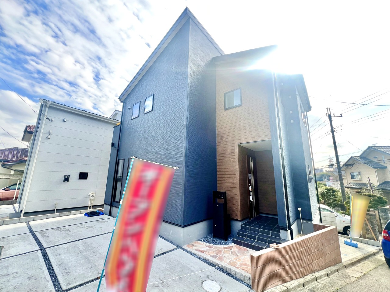 完成しました！
残り1号棟です！
お気軽にお問い合わせください！